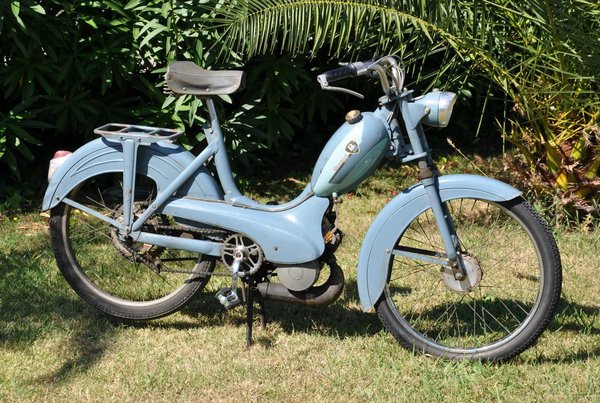 Réglementations et importance pour les cyclomoteurs